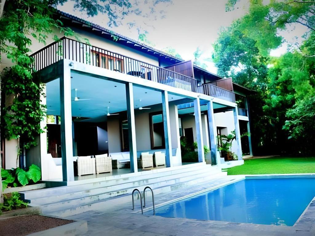 Roman Lake Ayurveda Boutique Resort Ahungalla Luaran gambar