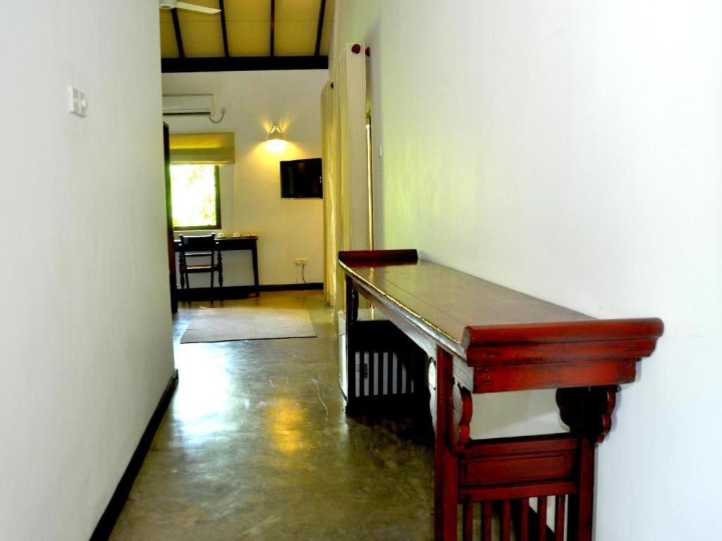 Roman Lake Ayurveda Boutique Resort Ahungalla Luaran gambar
