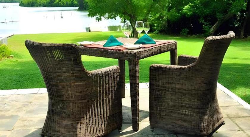 Roman Lake Ayurveda Boutique Resort Ahungalla Luaran gambar